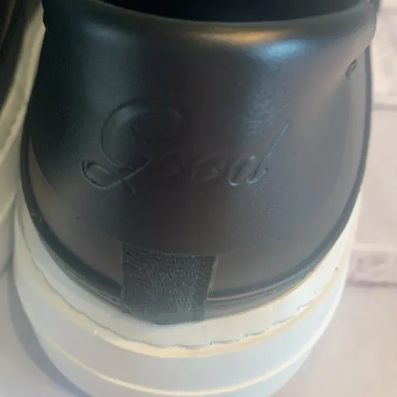 Good Man Brand sneakers