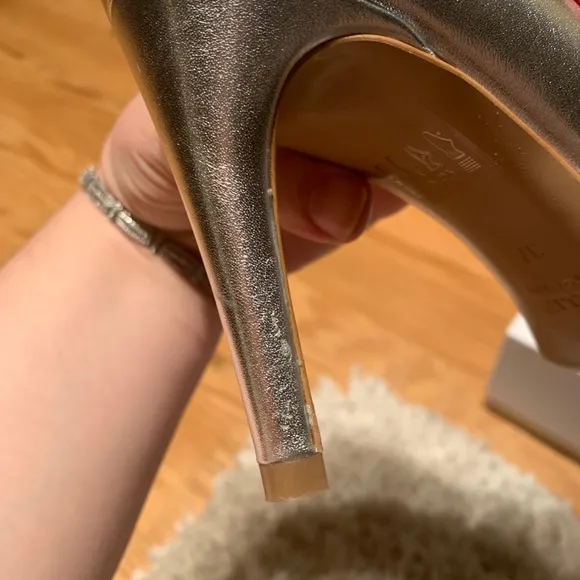 Gorgeous Pollini shoes