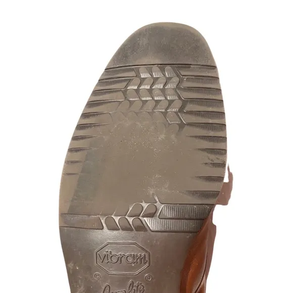 Gravati by Arthur Beren Derby style plain-toe, lace-up shoes, made in Italy