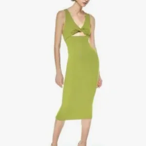 Green Sleeveless Dress