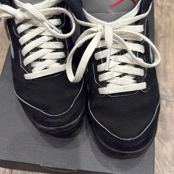 GUC Little Kids Jordan 5V Black Metallic Size 13.5C