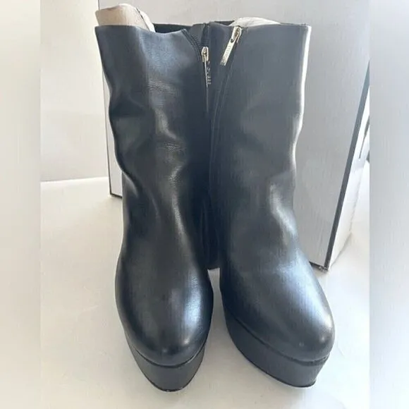 GUESS Women's Crafty 9.5M Heavy Platform Booties boots high heels,  club shoes