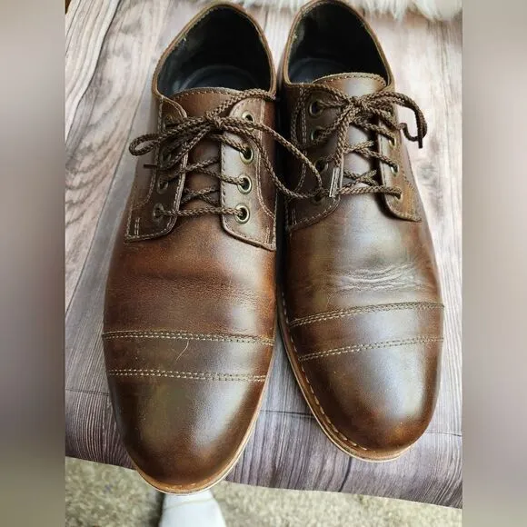 Helm Bradley cap toe teak leather lace-up Oxford shoes 8.5