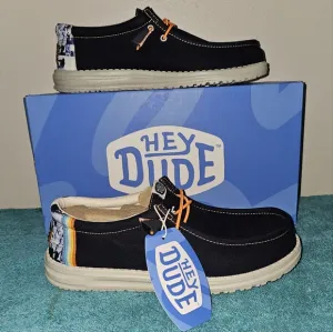 Hey Dude Wally &quot;Spring Breakr Photo Reel&quot; Navy/Blue Slip-On Shoes Men's Size 8