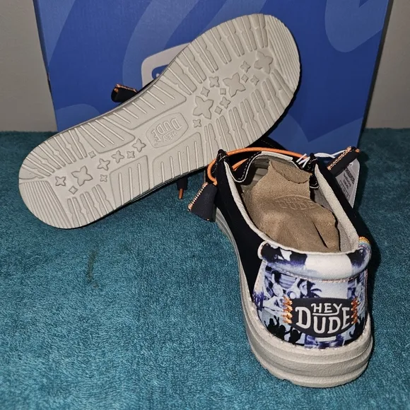 Hey Dude Wally &quot;Spring Breakr Photo Reel&quot; Navy/Blue Slip-On Shoes Men's Size 8