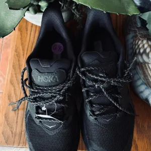 Hoka Black Athletic Shoes Lightweight Breathable Design