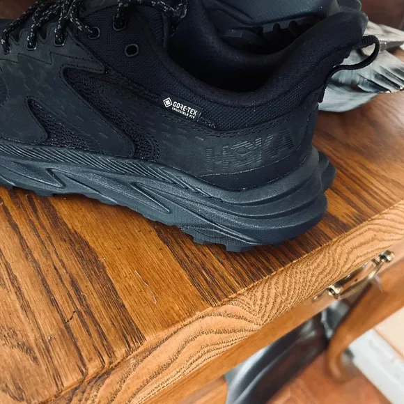 Hoka Black Athletic Shoes Lightweight Breathable Design