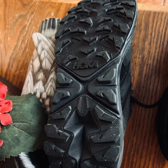 Hoka Black Athletic Shoes Lightweight Breathable Design
