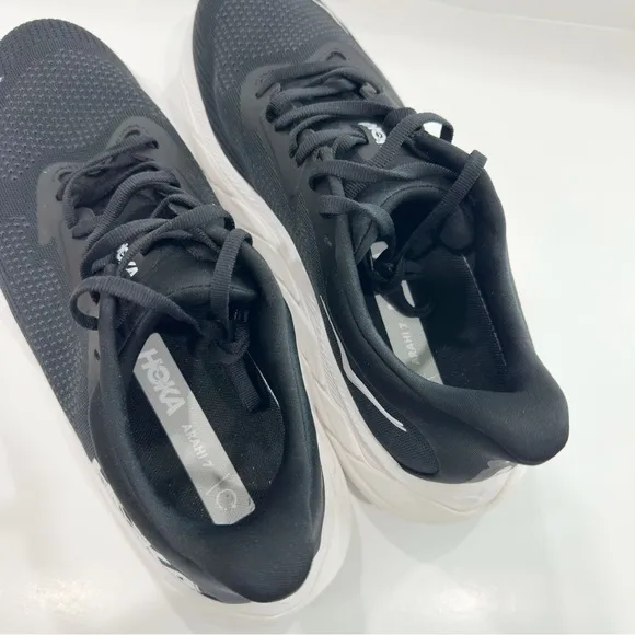 Hoka One One Arahi 7 Wide Men’s Shoes