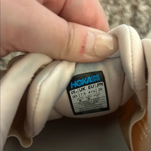 Hoka One One Arahi 7 Women’s Shoes