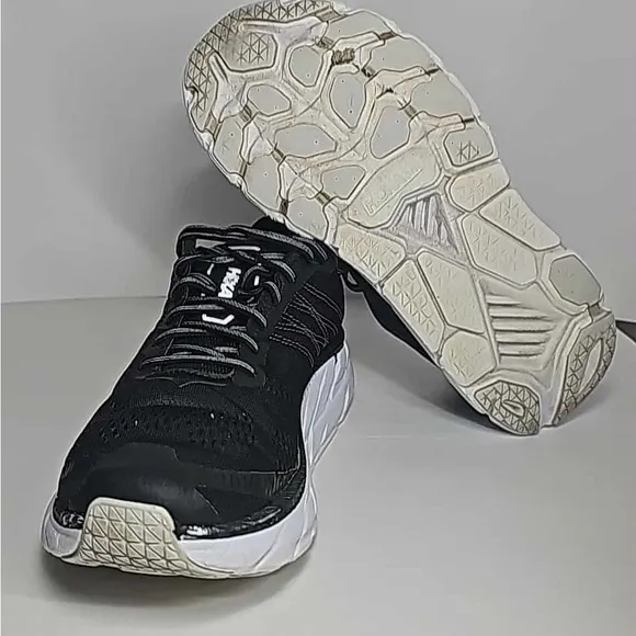 Hoka  One One Clifton Men's Black and White Running Shoes 9.5