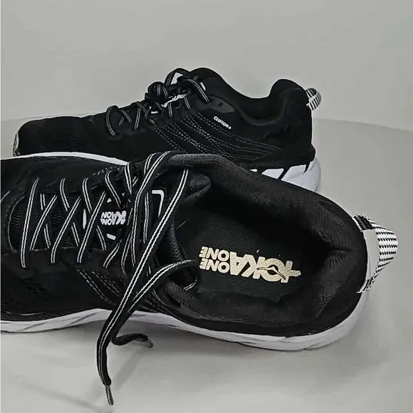 Hoka  One One Clifton Men's Black and White Running Shoes 9.5