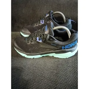 Hoka Shoes Women's 9B One One Challenger ATR 5 Gore Tex Trail Running Sneakers