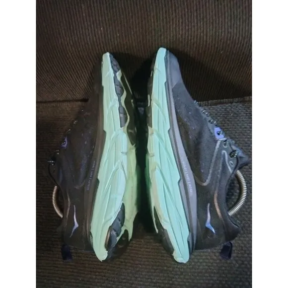 Hoka Shoes Women's 9B One One Challenger ATR 5 Gore Tex Trail Running Sneakers