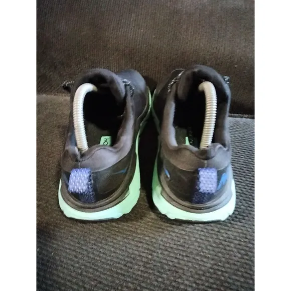 Hoka Shoes Women's 9B One One Challenger ATR 5 Gore Tex Trail Running Sneakers