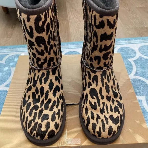 HOST PICK🎉UGG classic short boots