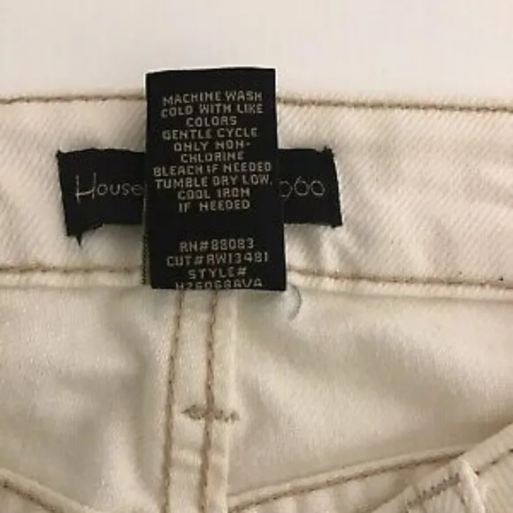 House of Harlow 1960 White Button Fly Jeans – Size 26 - EUC