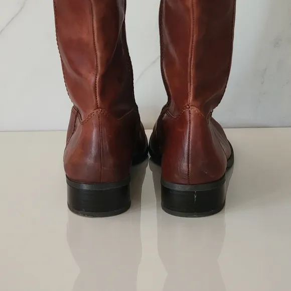 I.N.C. International Concepts Women's Brown Leather boots Size 9