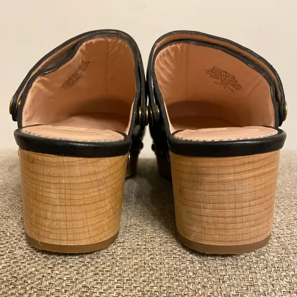J. Crew Convertible leather clogs