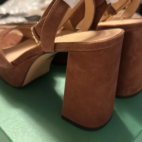 J.Crew Ankle strap platform heels in suede BX909