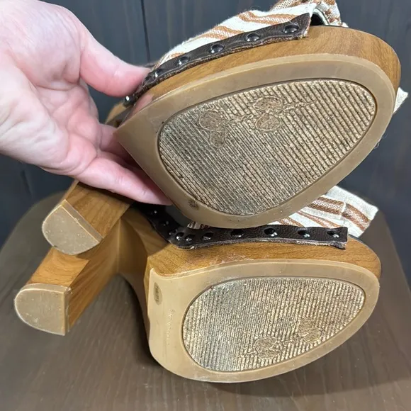 Jessica Simpson Brown Striped Platform Sandals Canvas Women's 7.5