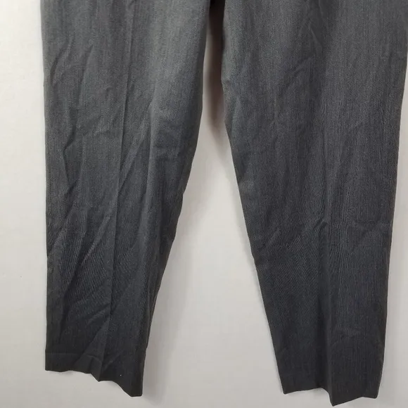 JF J.Ferrar Classic Gray Dress Pants Size 28X30. C