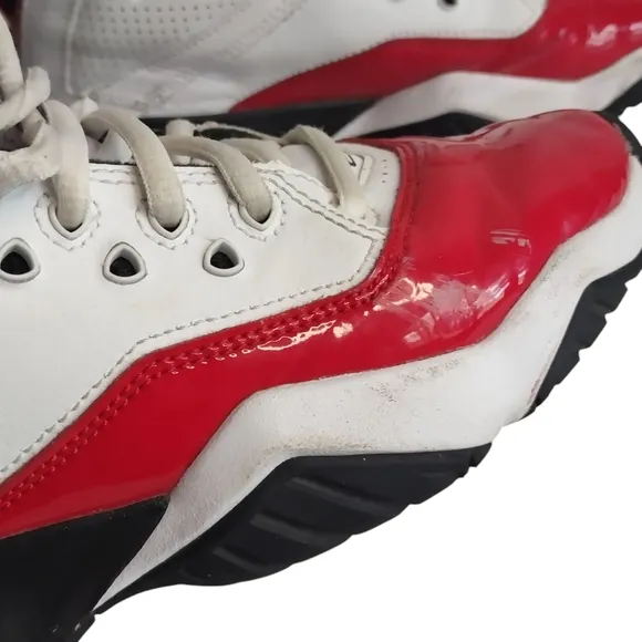 Jordan B'Loyal Loyal White Red Black Youth Sneakers Shoes Sz 3.5Y