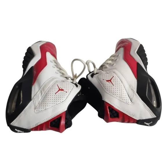 Jordan B'Loyal Loyal White Red Black Youth Sneakers Shoes Sz 3.5Y