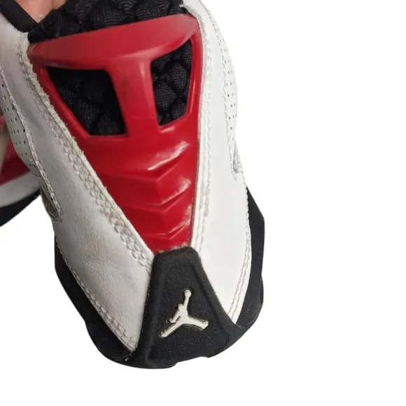 Jordan B'Loyal Loyal White Red Black Youth Sneakers Shoes Sz 3.5Y