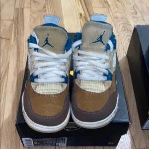 Jordan Sneakers Brown and Blue Classic Design