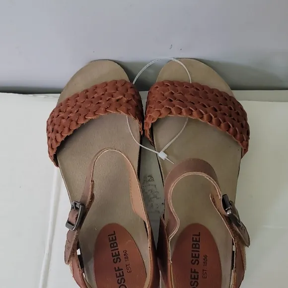 Josef  Seibel Clea 16 Sandals