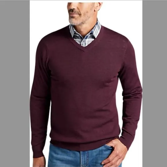 Joseph Abboud Modern Fit V-Neck Merino Wool Sweater- Colour: Wine