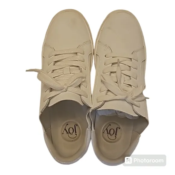 Joy sneakers white 100% leather platform soles  sz 7.5