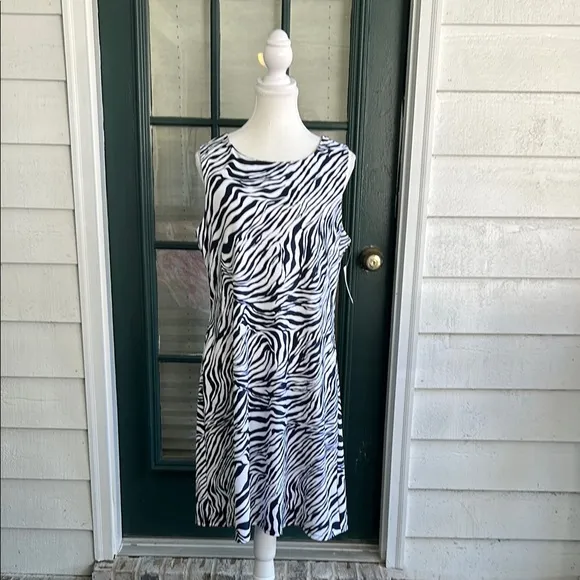 Jude Connally NWT Beth Zebra Print Sleeveless Dress size XL