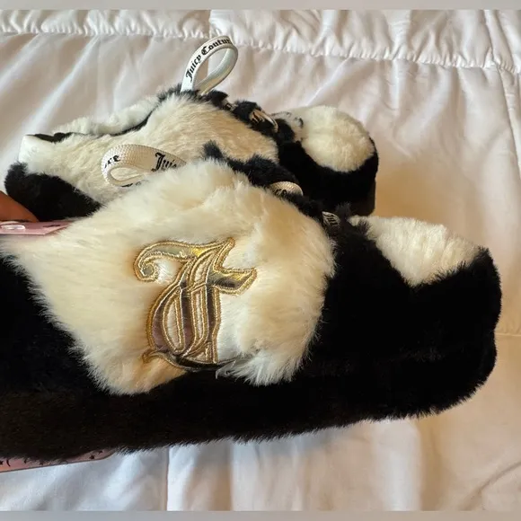 Juicy couture slippers