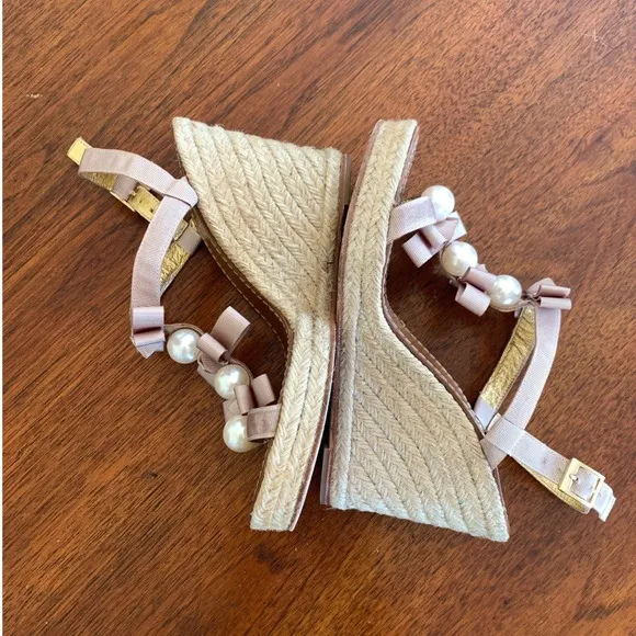 Kate Spade Espadrille Wedge Sandals Ribbon Bow Pearl Detail Feminine Size 8.5