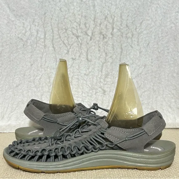 KEEN Mens Uneek Paracord String Grey Casual Canvas Slingback Sandals SZ 9.5