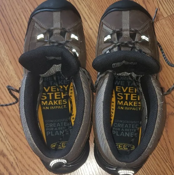 Keen | Mens Waterproof Hiking Boot