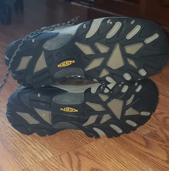 Keen | Mens Waterproof Hiking Boot