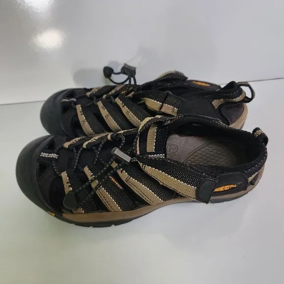 Keen Newport H2 Hiking Waterproof Outdoors Shoes Size 6/39/8