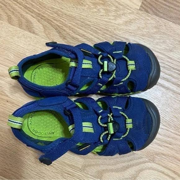 Keen Sandals Sz 1 Blue Green Kids Outdoors Shoes Caged Toe