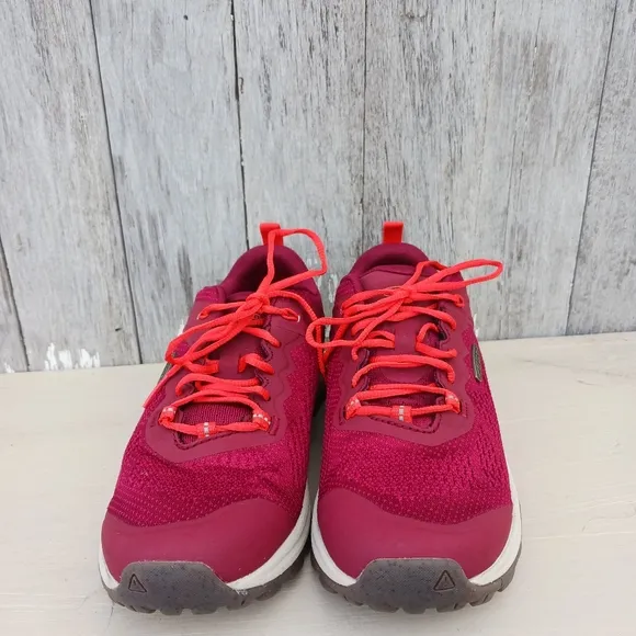 KEEN Terradora II Vent Running Hiking Shoes Womens size 6 Rhubarb Red Sneakers