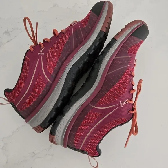 Keen Terradora Waterproof Trail Hiking Walking Athletic Shoes Pink Magenta 9