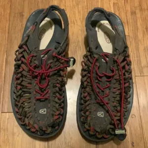Keen uneek classic shoes