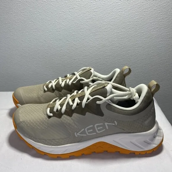 KEEN Versa Core Waterproof Low-Top Sneakers – Women's 10 – Tan – New Without Box