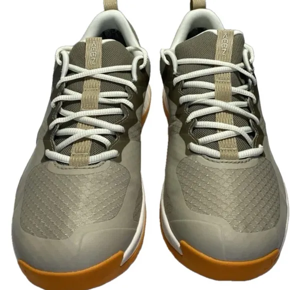 KEEN Versa Core Waterproof Low-Top Sneakers – Women's 10 – Tan – New Without Box