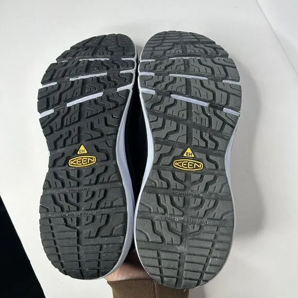 Keen Vista energy black hydrangea utility shoes 9  (Carbon-Fiber Toe)