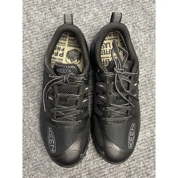 KEEN Zionic Waterproof Hiking Shoes Women Size 9 Black Low Height All Terrain