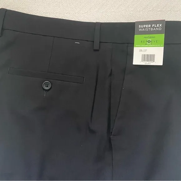 Kenneth Cole Reaction Men's Modern Fit Stretch Dress Pant