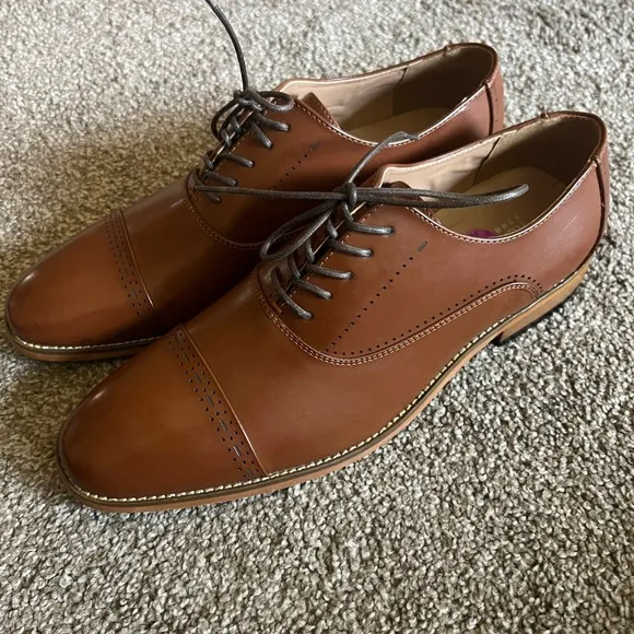 Kenneth Cole Reaction Men's Oxford Dress Shoes Size 10.5 Cognac